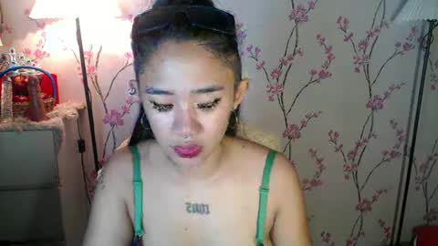 Snapshot of sweetdannica chatting on January 6, 1:08 pm Danni online show from January 6, 1:08 pm