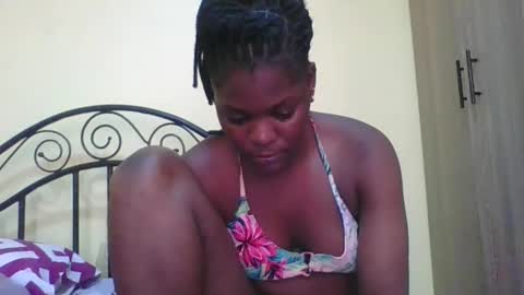 Snapshot of sweetdarkskin chatting on October 7, 12:57 pm CLARIS online show from October 7, 12:57 pm