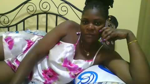 Snapshot of sweetdarkskin chatting on October 21, 6:58 am CLARIS online show from October 21, 6:58 am