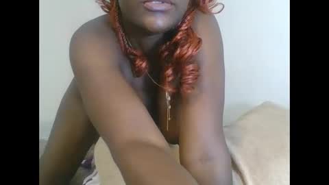 Snapshot of sweetdarkskin chatting on June 10, 4:12 am CLARIS online show from June 10, 4:12 am