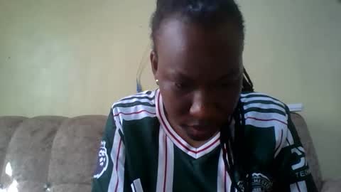 sweetdiva2012 online show from May 3, 6:52 am