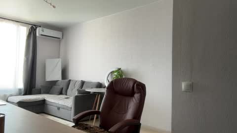 Snapshot of sweetdreamvic chatting on May 20, 9:04 am Vicktorious online show from May 20, 9:04 am