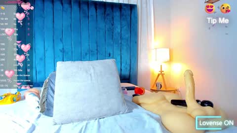 Snapshot of sweetebony_69 chatting on January 25, 3:30 pm Mia online show from January 25, 3:30 pm