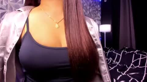 Snapshot of sweetest_one4 chatting on June 12, 2:54 am sweetest_one4 online show from June 12, 2:54 am