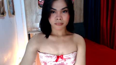 Snapshot of sweetestcandy69xxx chatting on July 18, 7:23 am Celeste online show from July 18, 7:23 am