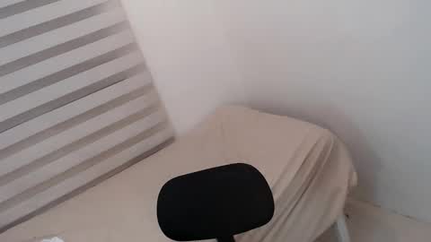Snapshot of sweetestcelest chatting on May 14, 2:40 am Celest online show from May 14, 2:40 am