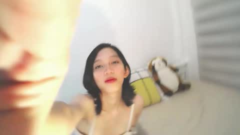 Snapshot of sweetestcelest chatting on May 17, 11:56 pm Celest online show from May 17, 11:56 pm