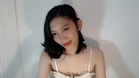 Snapshot of sweetestcelest chatting on June 12, 2:21 am Celest online show from June 12, 2:21 am