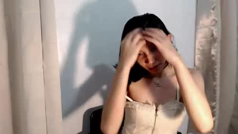 Snapshot of sweetestcelest chatting on June 22, 3:47 am Celest online show from June 22, 3:47 am