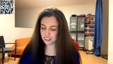 Snapshot of sweetfenomen67 chatting on May 15, 7:10 pm Joanna online show from May 15, 7:10 pm