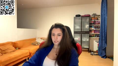 Snapshot of sweetfenomen67 chatting on May 17, 7:10 pm Joanna online show from May 17, 7:10 pm