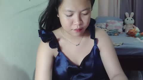 Snapshot of sweetgal_mica chatting on May 10, 10:37 pm sweetgal_mica online show from May 10, 10:37 pm