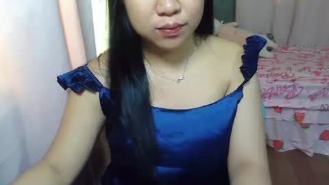 Snapshot of sweetgal_mica chatting on June 11, 11:47 pm sweetgal_mica online show from June 11, 11:47 pm