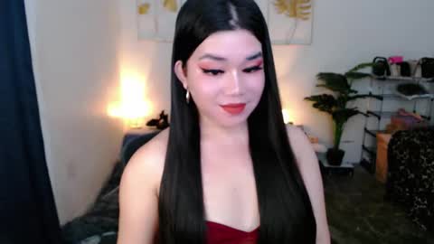 Snapshot of sweetgirl_mayxx chatting on November 23, 12:54 am May online show from November 23, 12:54 am