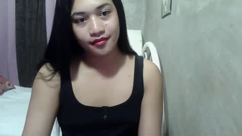 Snapshot of sweetgirly_jessa chatting on June 14, 10:56 pm sweetgirly_jessa online show from June 14, 10:56 pm