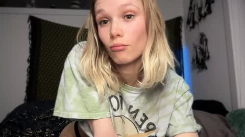 sweetgracee online show from February 6, 3:06 am