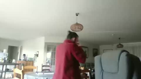 Snapshot of sweetguyss12 chatting on November 25, 10:48 am sweetguyss12 online show from November 25, 10:48 am