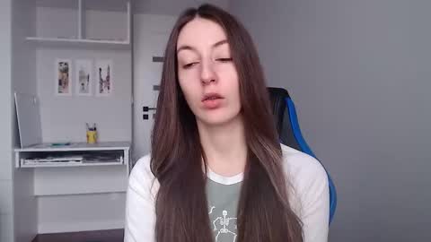 Emma  online show from February 5, 9:25 am