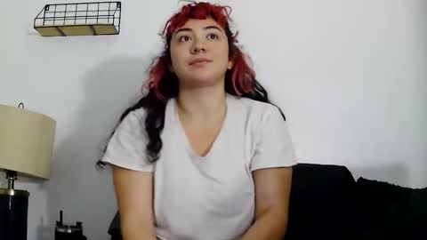 sweetheatannie online show from March 22, 4:10 pm