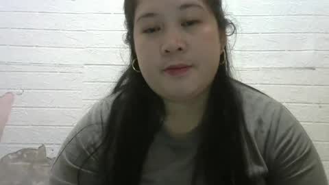 Snapshot of sweethot_asian chatting on February 28, 12:09 pm sweethot_asian online show from February 28, 12:09 pm