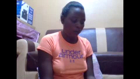 sweetib1 online show from December 14, 4:23 am