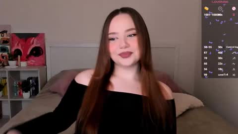 Snapshot of sweetie_candy_ chatting on February 22, 1:31 pm Hannah online show from February 22, 1:31 pm