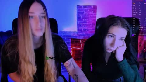 Chloe online show from February 3, 10:09 am