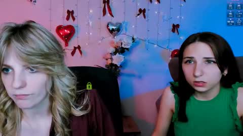 Chloe online show from April 26, 7:33 pm