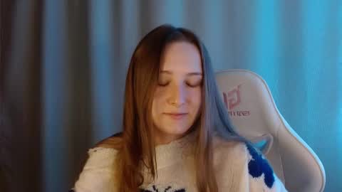 Annie online show from February 24, 8:29 pm