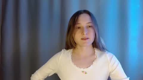 Annie online show from May 7, 8:47 pm