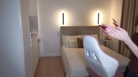 bratty gf online show from January 16, 4:16 am