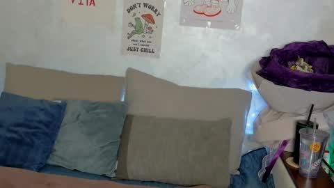 Snapshot of sweetiedarlingxoxox chatting on February 28, 1:56 pm Daddy Babby Girl online show from February 28, 1:56 pm