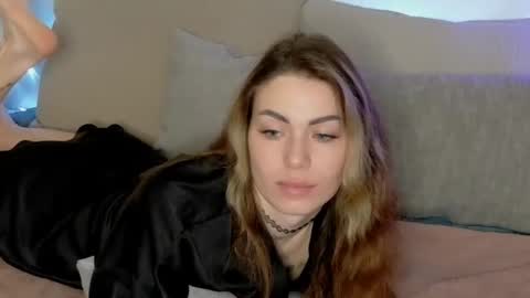 Snapshot of sweetiedarlingxoxox chatting on March 7, 6:32 am Daddy Babby Girl online show from March 7, 6:32 am