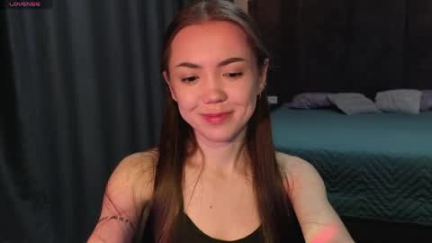 sweetieee_kira online show from May 3, 3:01 am