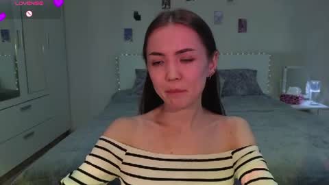 sweetieee_kira online show from June 18, 9:09 am