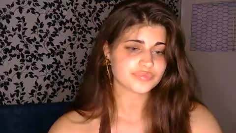 Snapshot of sweetieerica33 chatting on July 3, 7:53 pm EriCherry3 online show from July 3, 7:53 pm