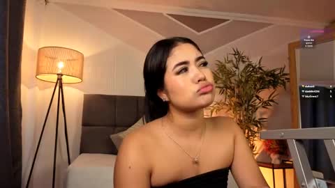 Valentina online show from April 29, 5:30 pm
