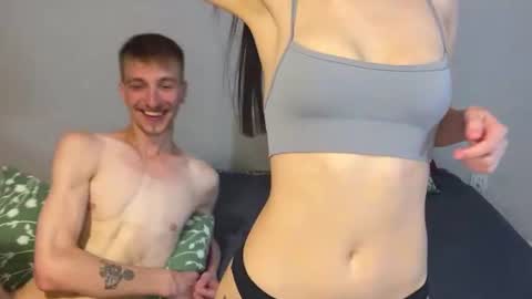 Welcome to our room We are Renata21 and Bogdan 24 online show from July 17, 9:38 am