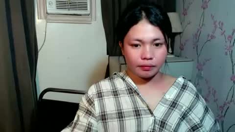 Snapshot of sweetjanna4u chatting on June 22, 6:27 pm JANNA online show from June 22, 6:27 pm