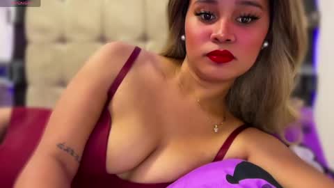 sweetjhessa69 online show from May 31, 1:58 am