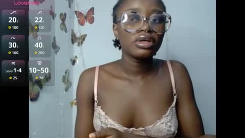 zuri online show from June 12, 10:52 pm