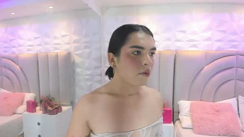 Snapshot of sweetkata_ chatting on June 13, 7:01 pm kata online show from June 13, 7:01 pm