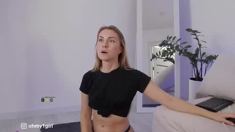 Snapshot of sweetkira1 chatting on November 14, 12:04 pm SweetKira1 online show from November 14, 12:04 pm