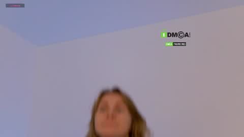 SweetKira1 online show from July 23, 4:27 pm