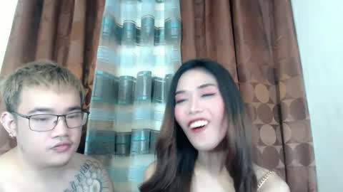 Snapshot of sweetkylecum chatting on February 16, 12:32 pm sweetkylecum online show from February 16, 12:32 pm