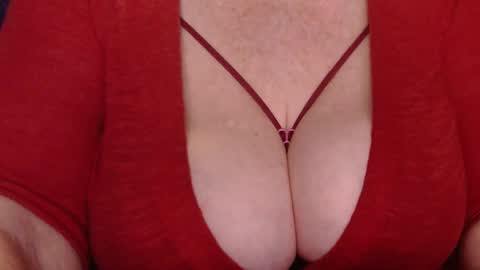 Snapshot of sweetli_angel chatting on October 1, 2:39 am sweetli_angel online show from October 1, 2:39 am