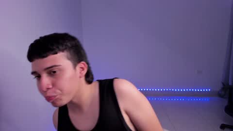 Snapshot of sweetlian_04 chatting on January 24, 6:03 am Lian online show from January 24, 6:03 am