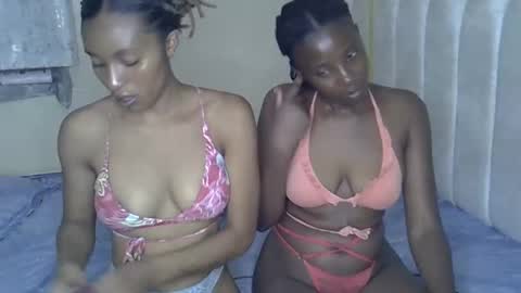 sweetlily_30 online show from November 13, 12:31 am