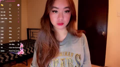 Zoe online show from May 15, 5:03 am