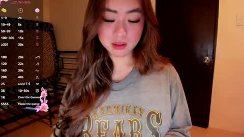 Zoe online show from June 19, 5:06 pm